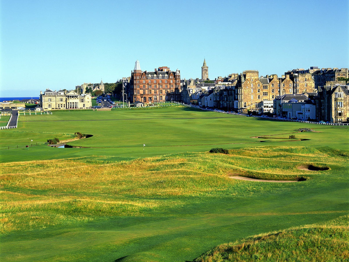 1st & 18th Holes, Old Course at St. Andrews Links – Evan Schiller